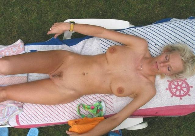 Зрелые женушки с прекрасными дырочками 30 фотография Зрелые женушки с прекрасными дырочками 30 фотография